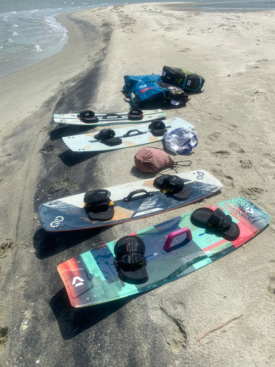Beach barbecue with grilled corn and chicken – kitesurfing in Kalpitiya, Sri Lanka (photo 24)
